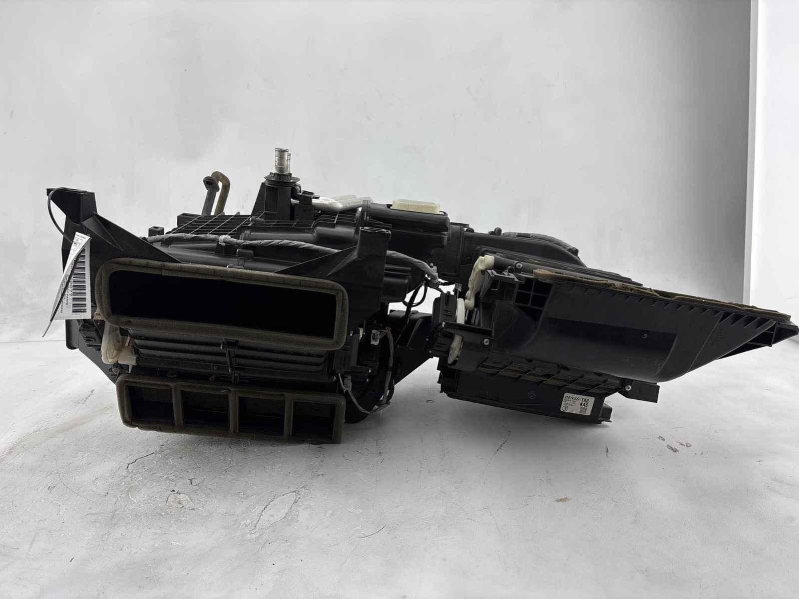 2011-2017 Honda Odyssey Front HVAC Climate Heater Blower Housing Box OEM