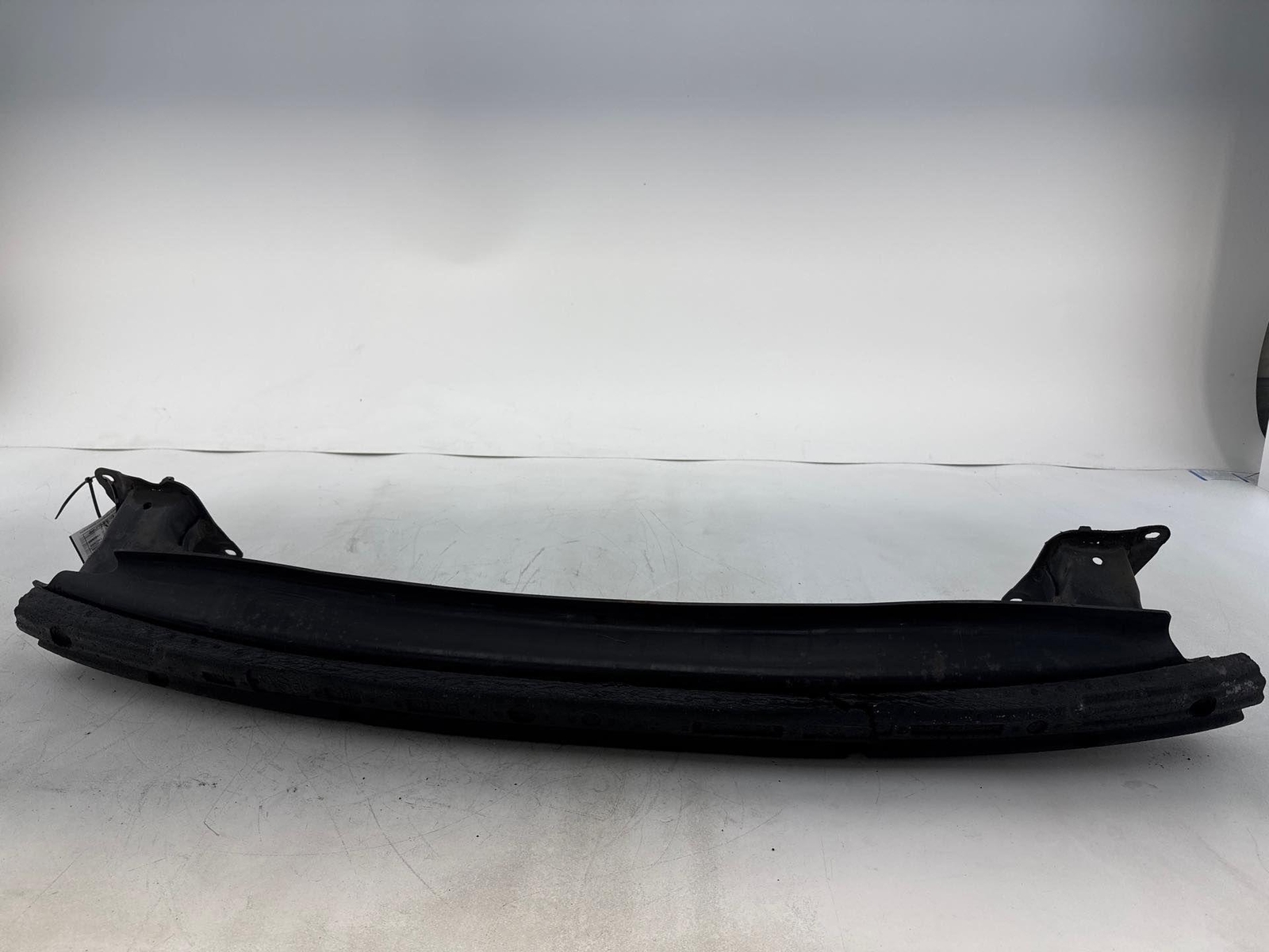 2010-2011Volkswagen Jetta Sportwagen Rear Bumper 2.5L