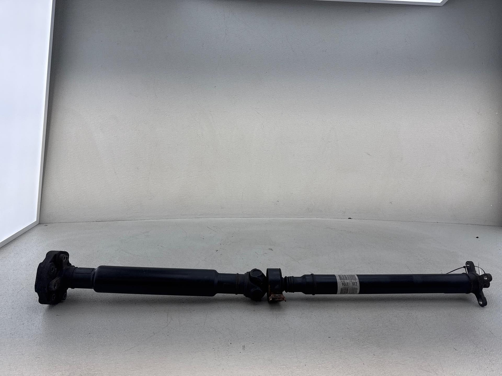 2004-2011 Mercedes Sl600 Sl65 Rear Drive Shaft Oem A2304101706