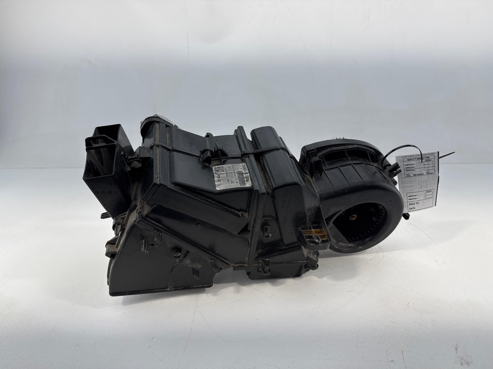 2018 - 2024 Volkswagen Atlas Rear Hvac A/C Heater Blower Housing 3Qf820003G Oem
