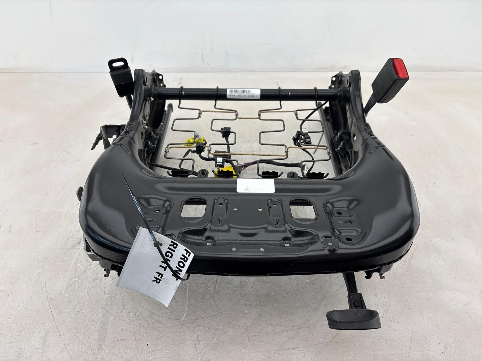 2010 - 2017 GMC Terrain Front Right Passenger Side Lower Seat Track Frame OEM