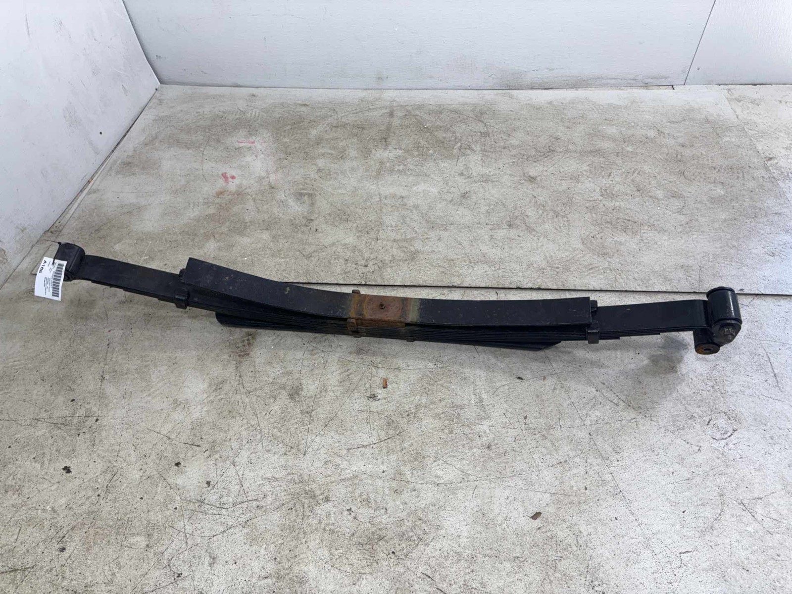2005-2010 Ford F-350 Rear Left Leaf Spring Expansion Pack OEM