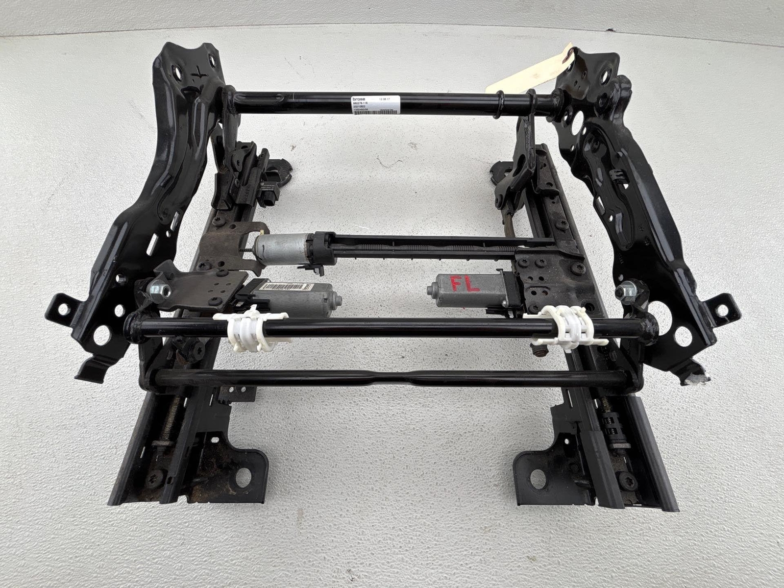 2011-2017 JEEP WRANGLER JK FRONT LEFT DRIVER SEAT TRACK RAIL