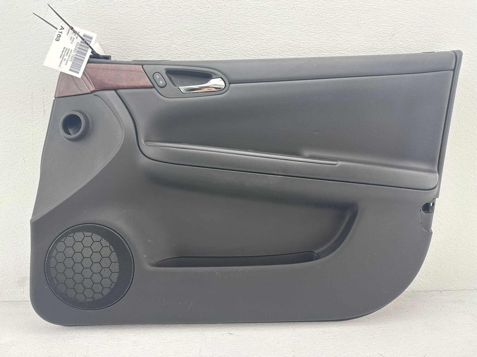 2006-2007 Chevrolet Impala Front Right Side Interior Door Trim Panel Cover Oem