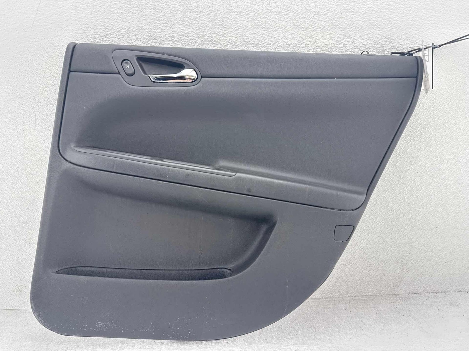 2006 - 2008 Chevrolet Impala Rear Right Side Interior Door Trim Panel Cover Oem