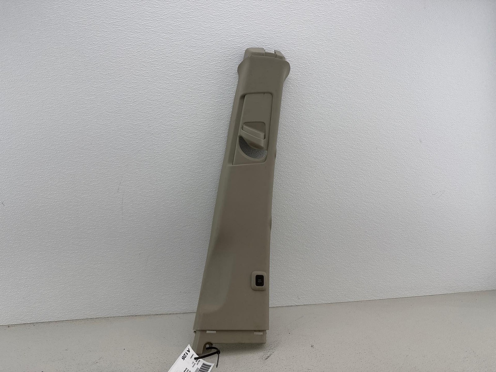 2011-2014 Toyota Sienna Center Pillar Right Trim Panel Door Switch 62411-08050