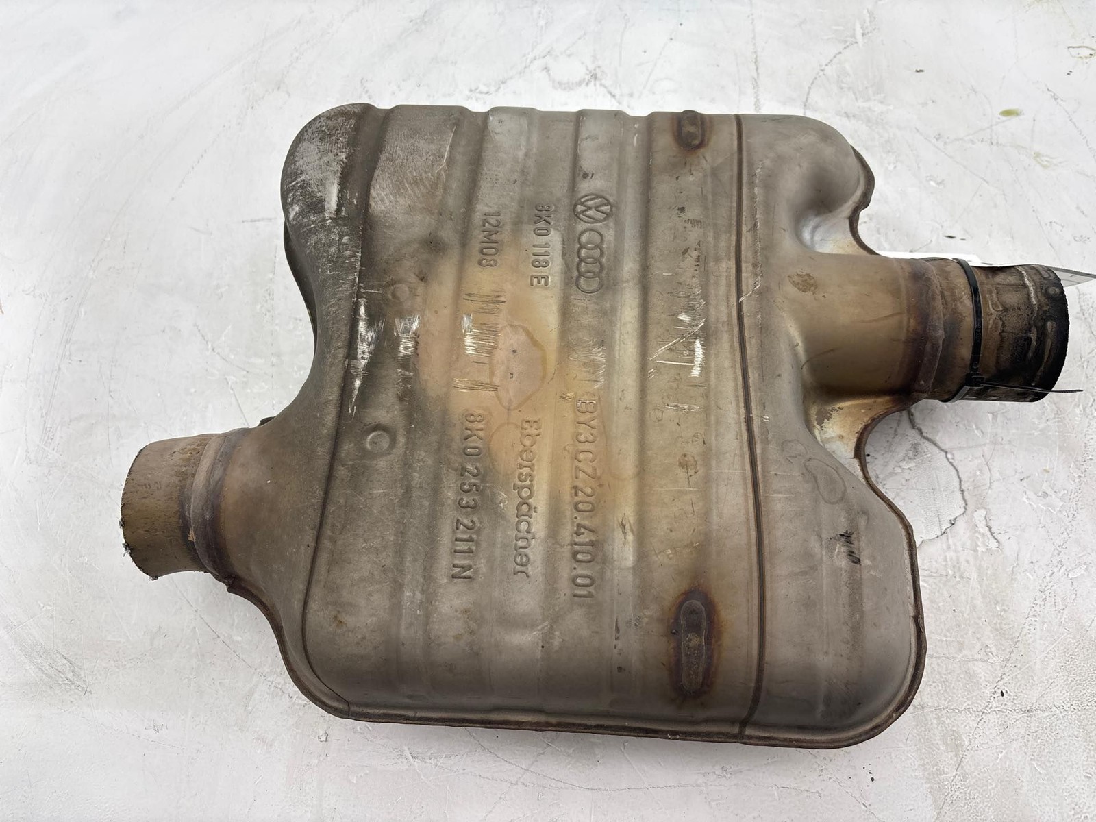 2009 - 2013 Audi A4 2.0L Center Exhaust Muffler OEM 8K0253211N