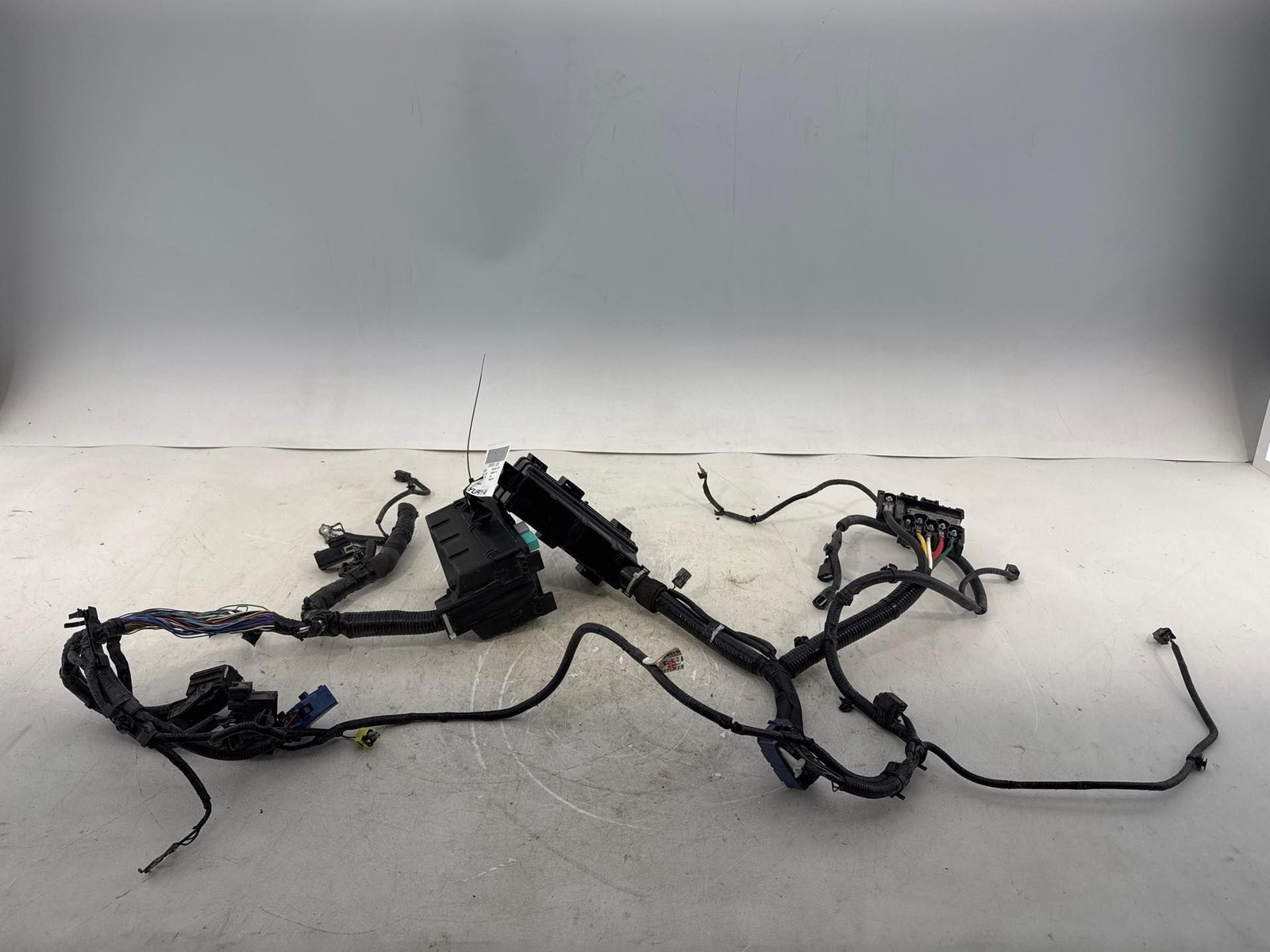19-24 ACURA RDX AWD SH TECH PACKAGE ENGINE FUSE BOX