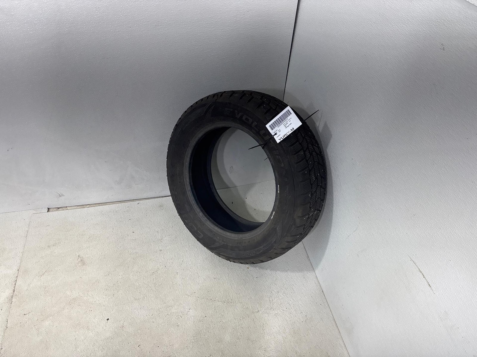 225/60R17 Cooper Evolution Winter 99T - 10/32 Used Tire