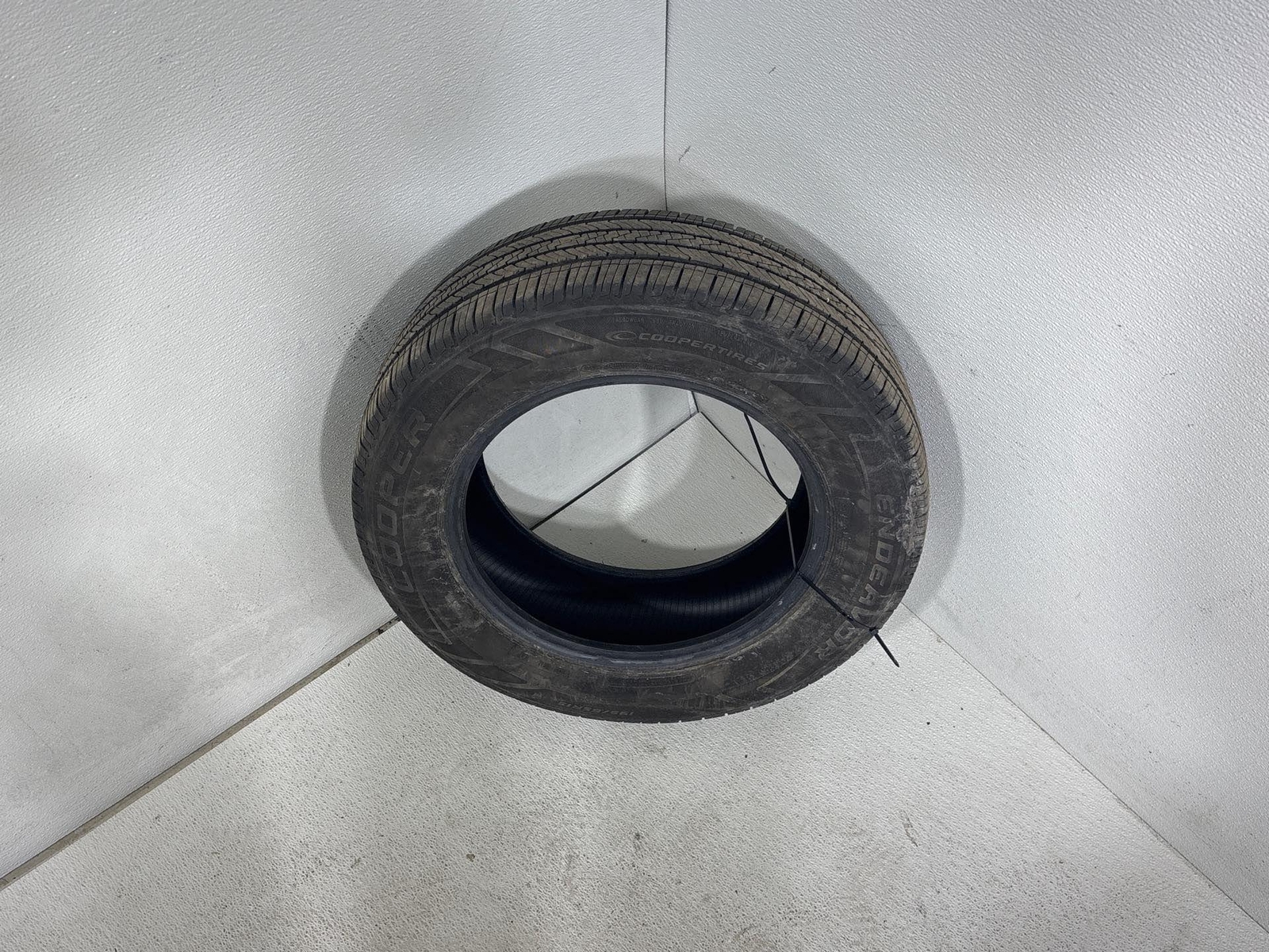Used 195/65R15 Cooper Endeavor 91H All Season