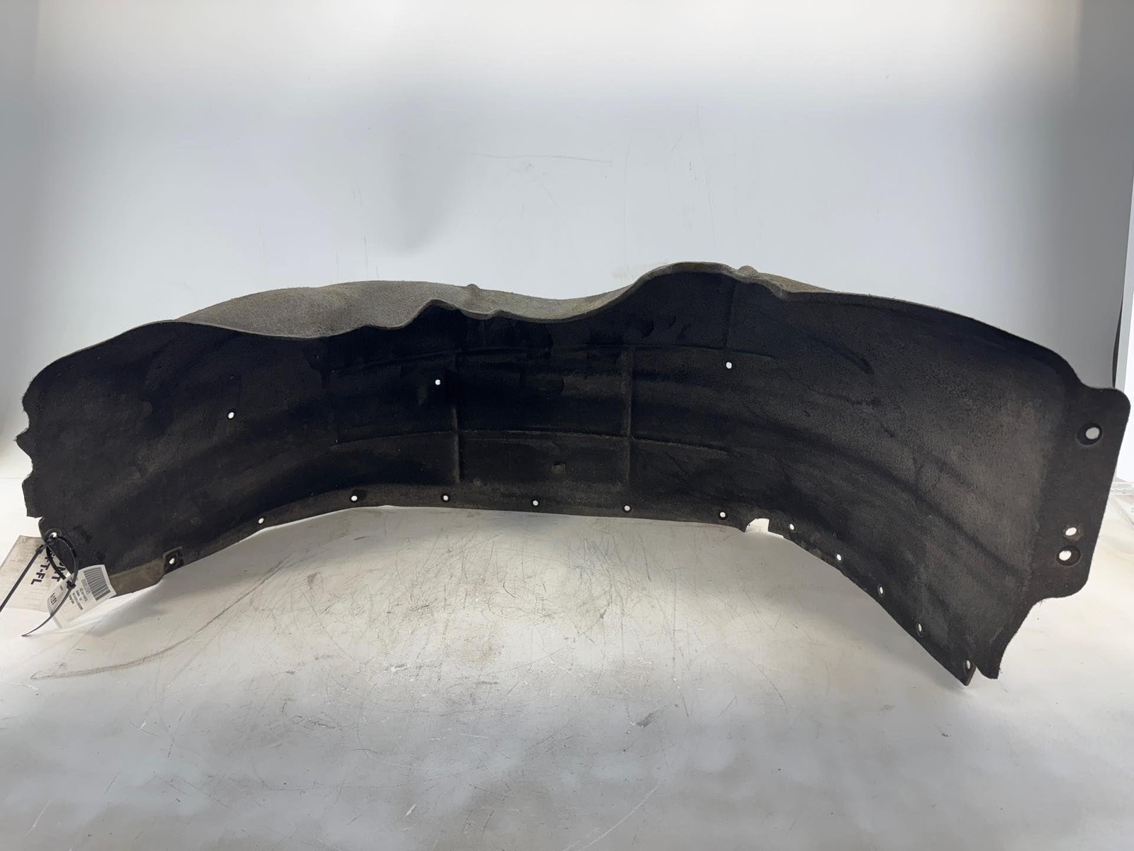 2015-2020 Gmc Yukon Xl 1500 Front Left Inner Fender Liner OEM 22806318