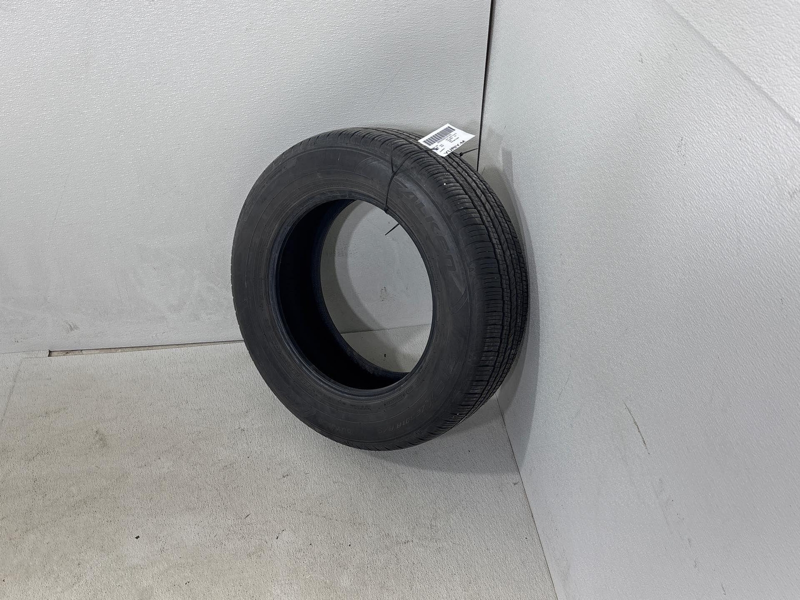 Falken Ziex Ze001A A/S Used Tire 235/65 R17 103T M+S 7/32