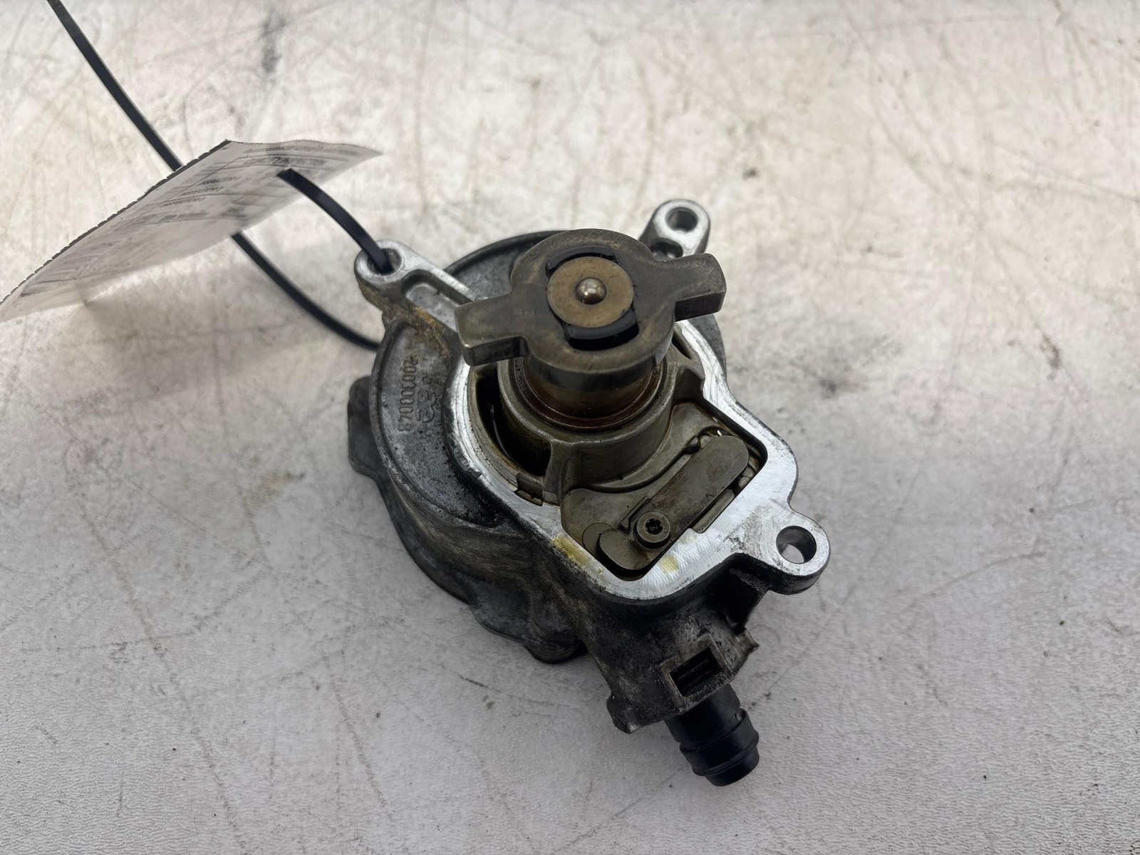 2011-2014 Volkswagen Jetta 2.5L Vacuum Pump 07K145100C Oem