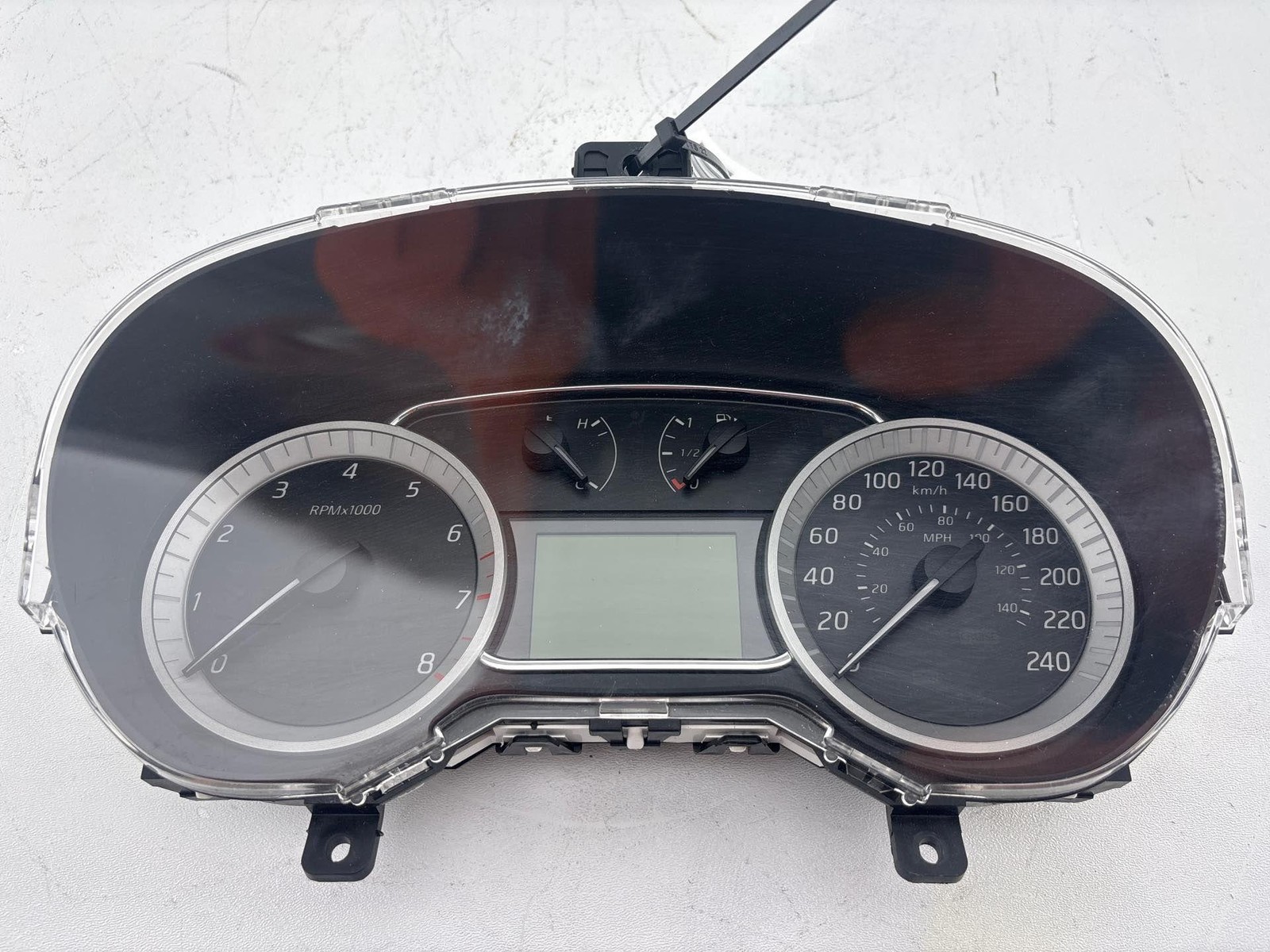 2013 2014 2015 Nissan Sentra Speedometer Gauge Cluster Oem 68030823Ab