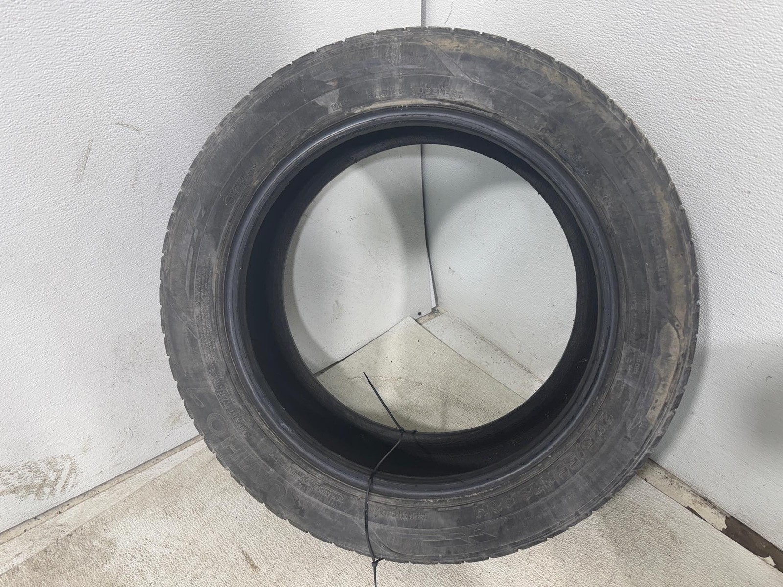 Kumho Crugen Premium Used Tire 225/55R18 98H M+S 5/32