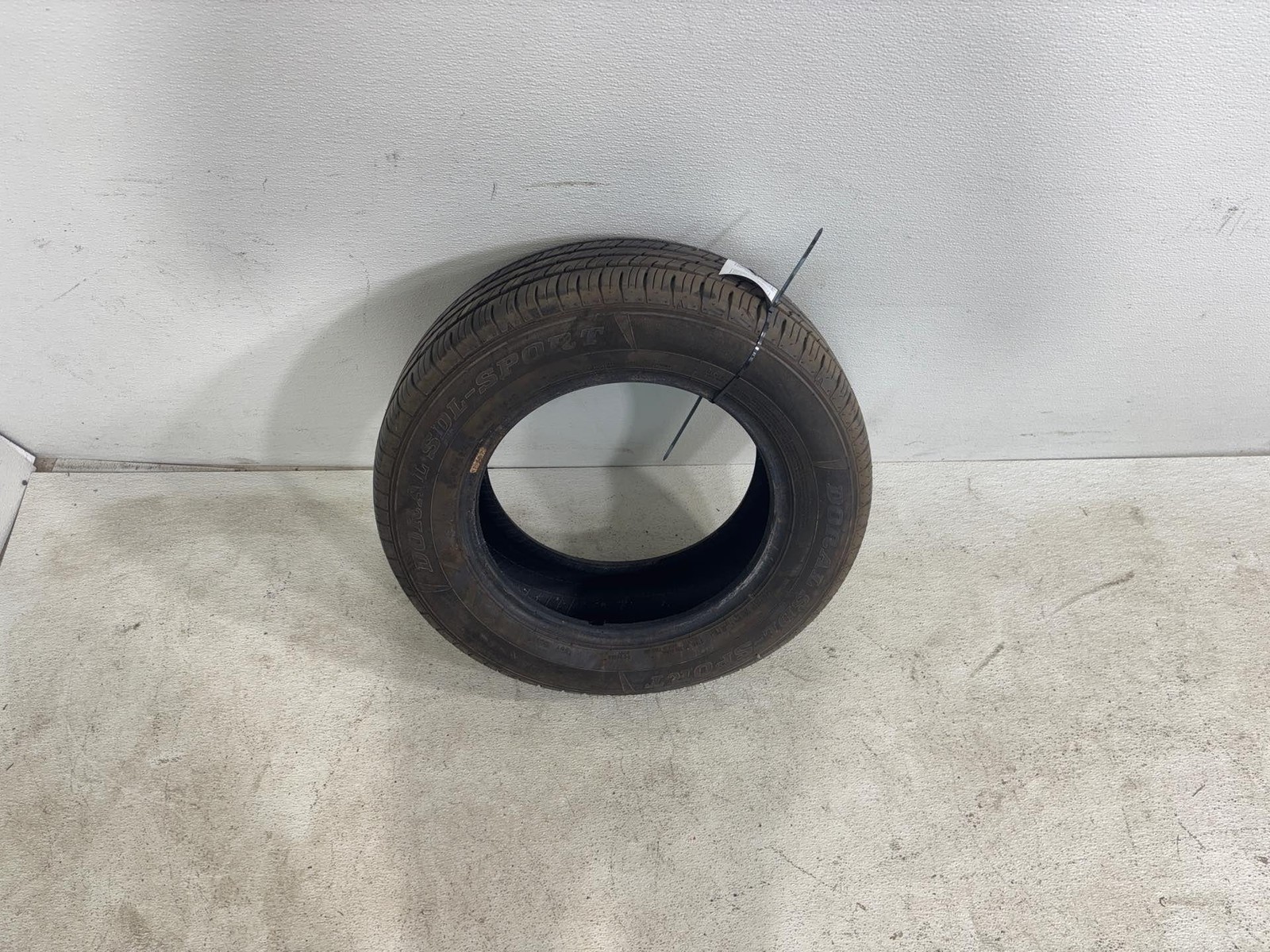 Used Tire 205/65R15 Doral SDL-Sport 94H - 8/32