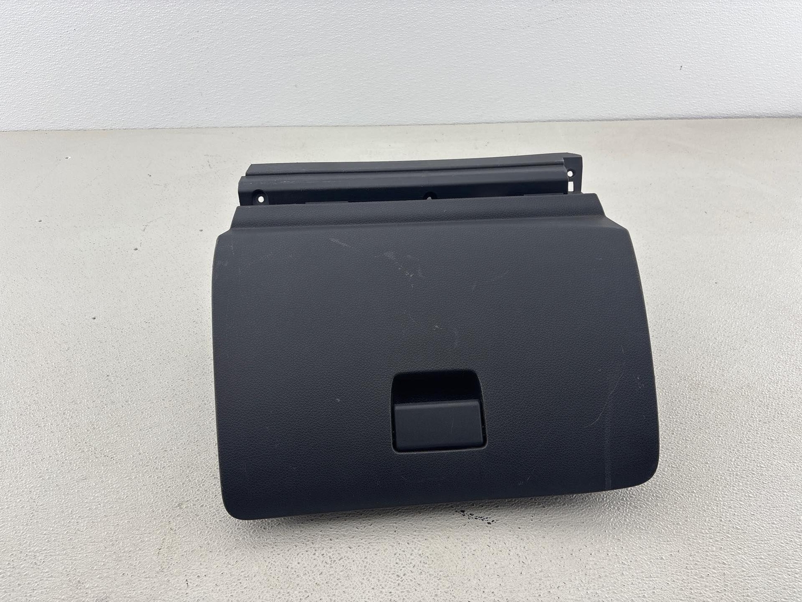 2013-2014 Nissan Sentra Glove Box Storage Compartment Oem 68520-3Sg0A