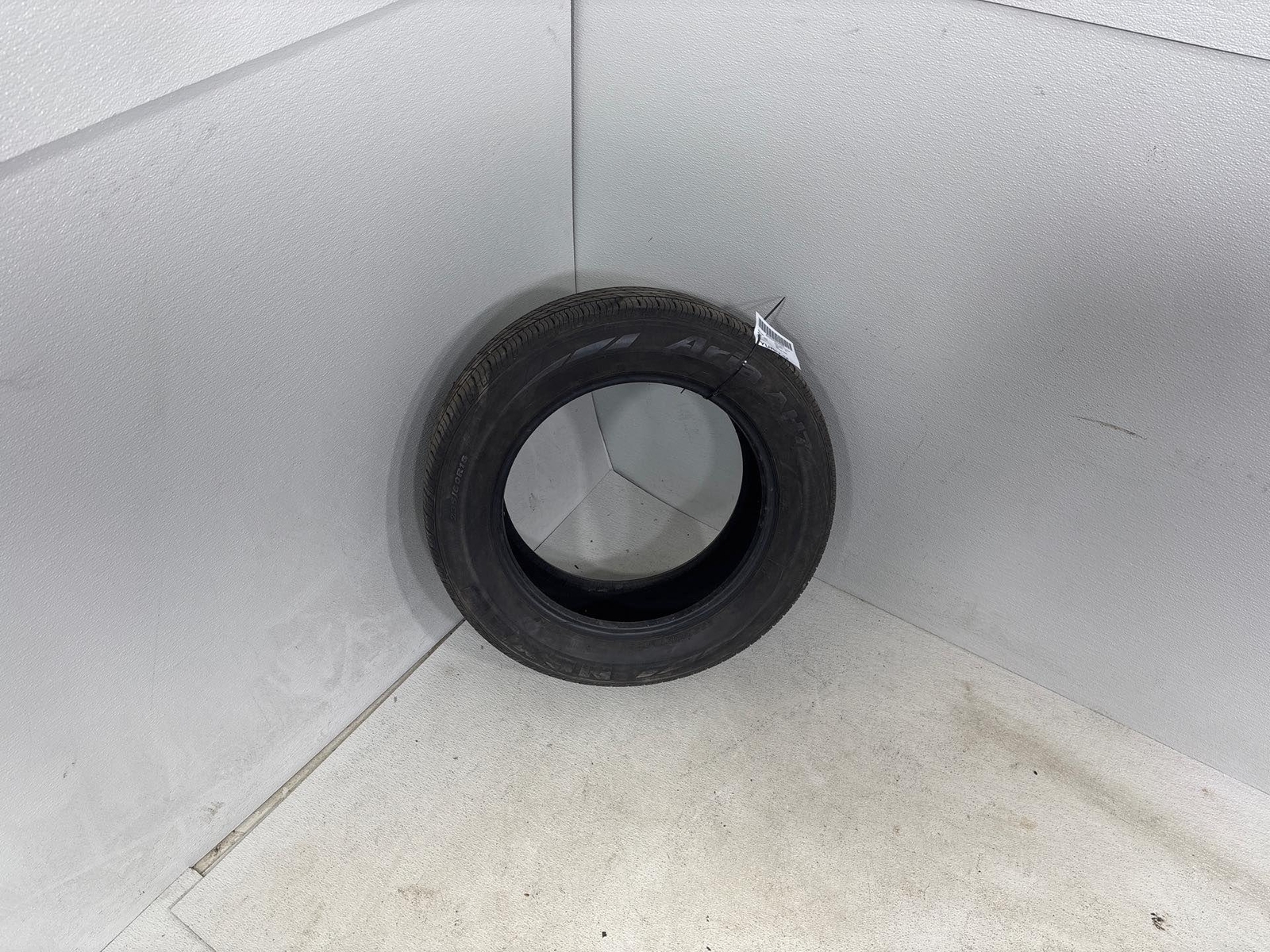 Nexen Aria Ah7 Used Tire 235/60 R18 103H M+S 8/32