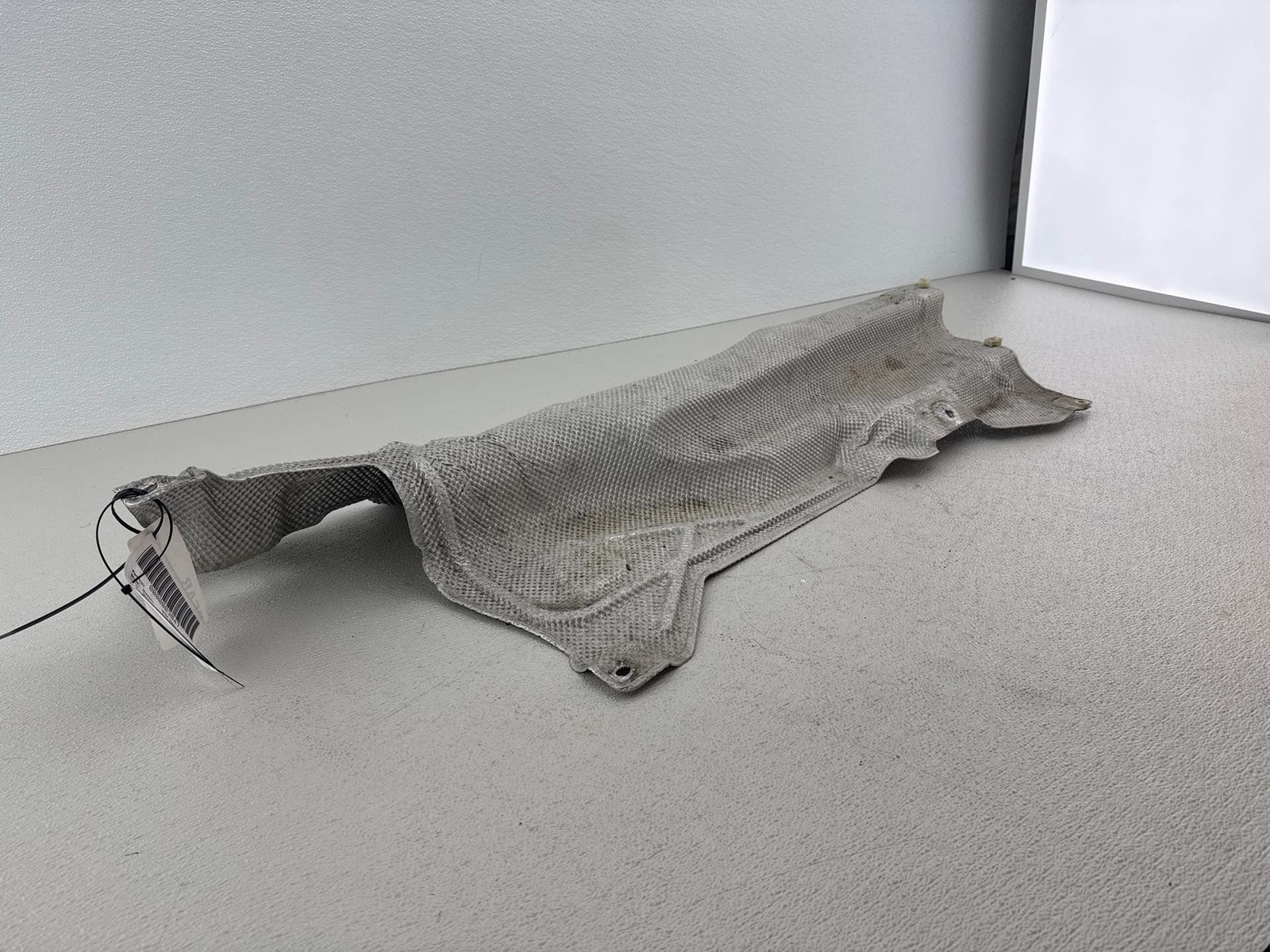 2016-2022 Bmw X1 F48 Floor Pan Heat Shield Tunnel Heat Insulator Oem