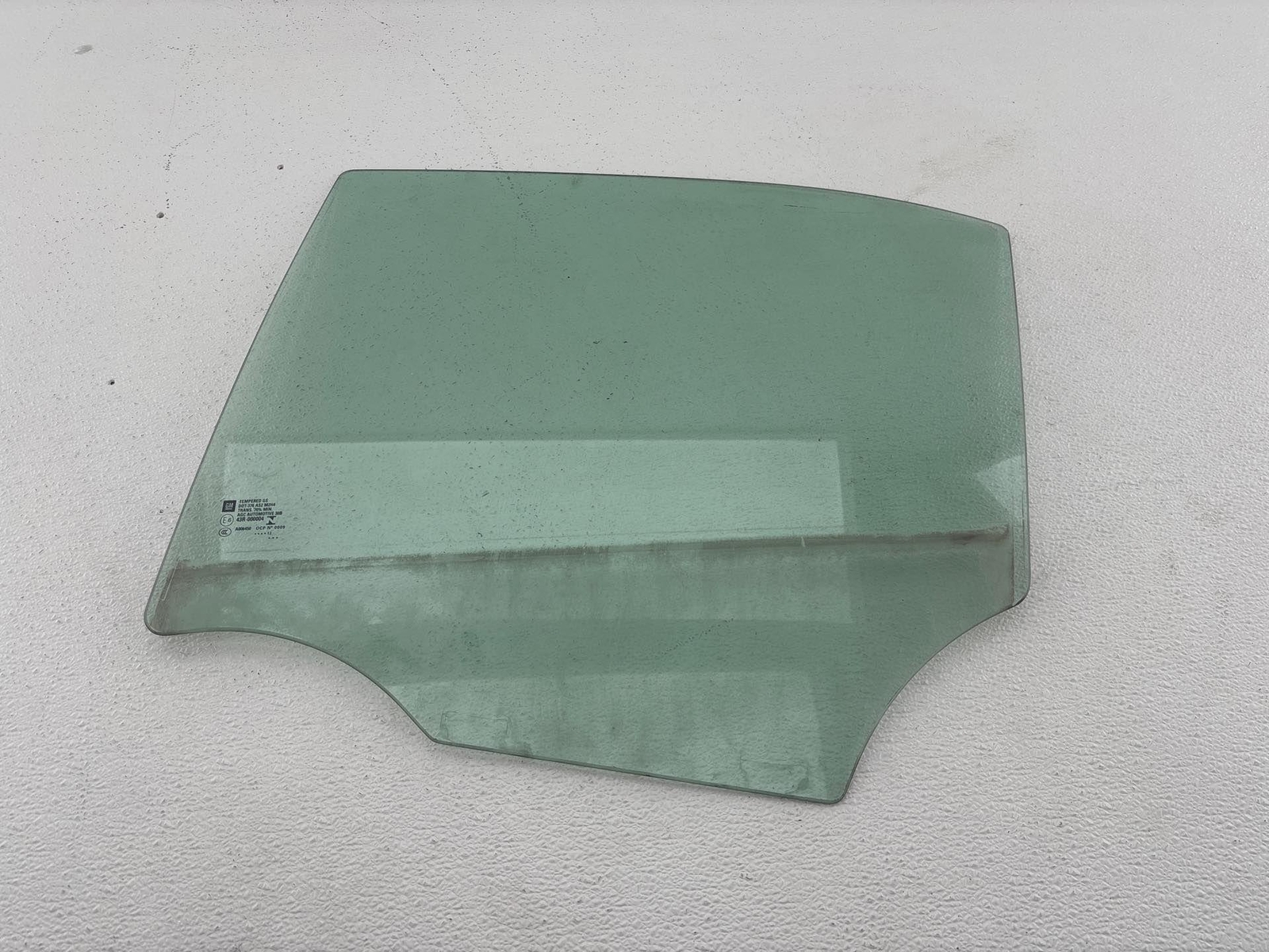 2013-2018 Cadillac Ats Rear Left Side Door Window Glass Oem