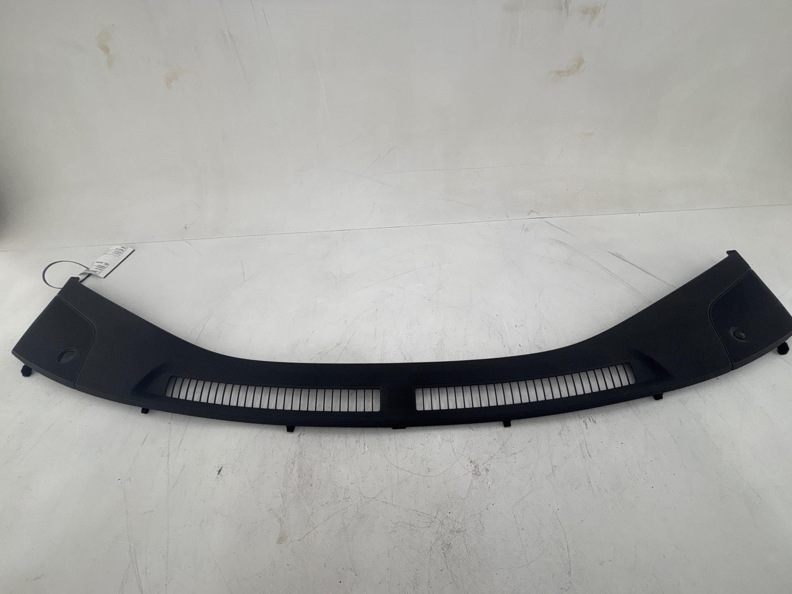 2016 - 2020 Infiniti Qx60 Front Dash Panel Windshield Air Grille Deflector Oem