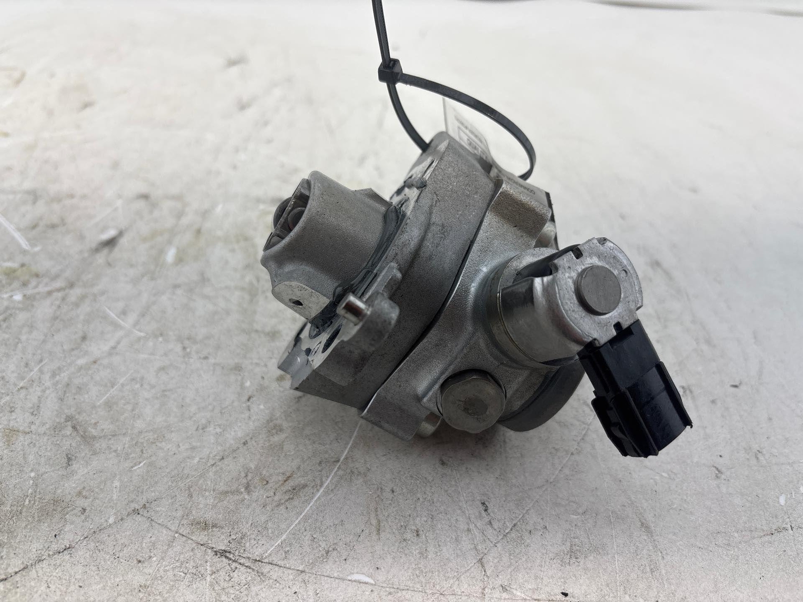 2019-2023 Subaru Impreza High Pressure Fuel Pump Oem 296100-0640