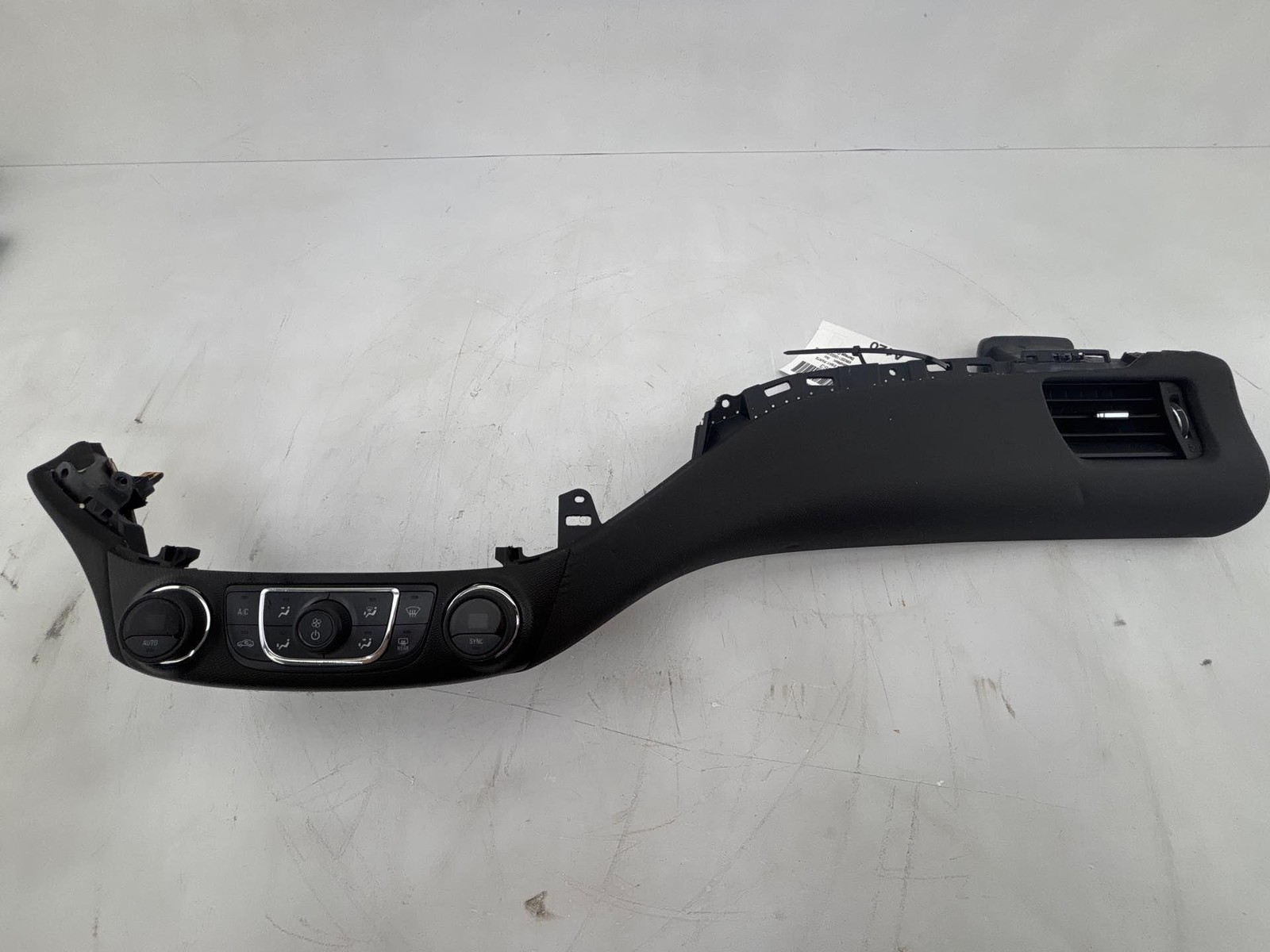 2014 - 2020 Chevrolet Impala A/C Climate Control Dash Trim Air Vent OEM