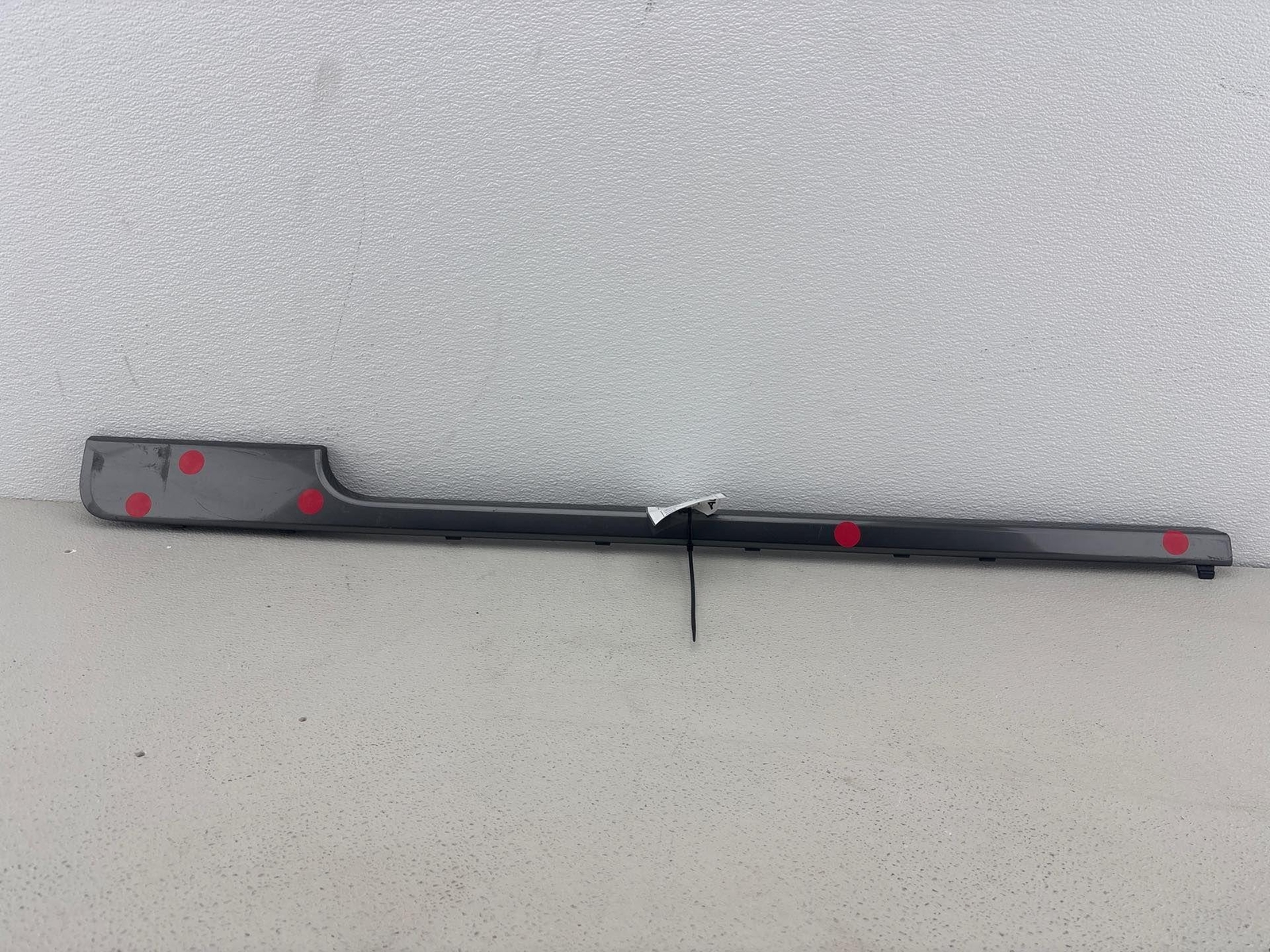 2013-2022 Land Range Rover Front Left Door Molding Oem Lr105109