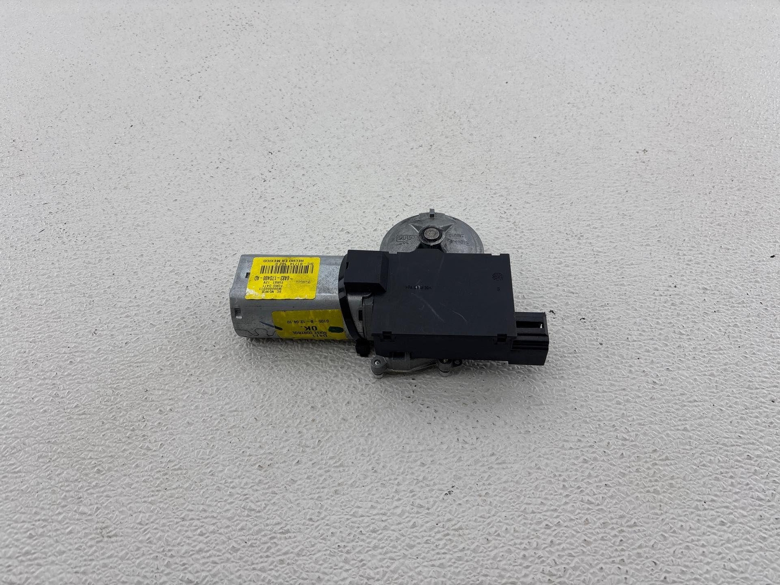 2009-2011 Ford Flex Rear Trunk Gate Wiper Motor Oem 8A83-17D400-Ad
