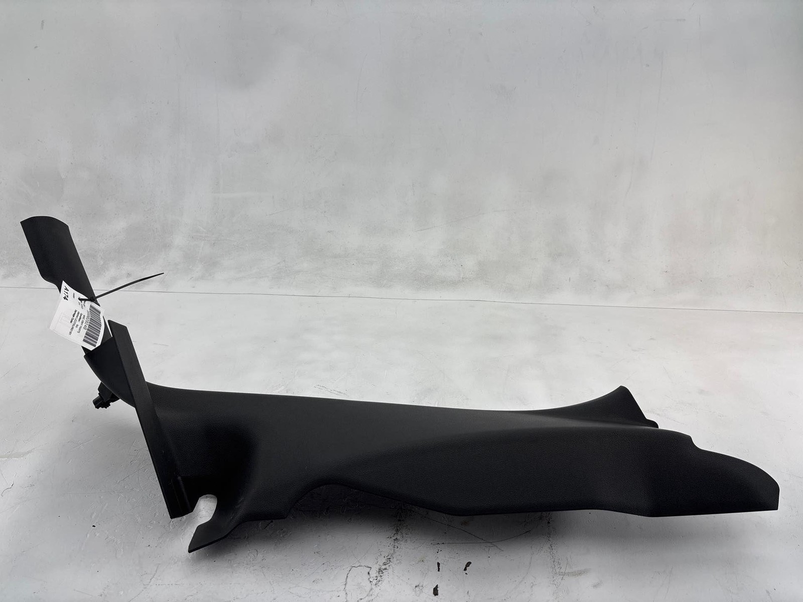 2015-2018 Audi Q3 Rear Right Side Lower Quarter Trim Panel Oem