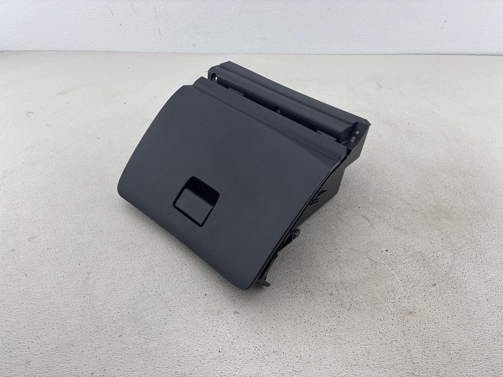 2013-2014 Nissan Sentra Glove Box Glovebox Storage Compartment Assembly Oem
