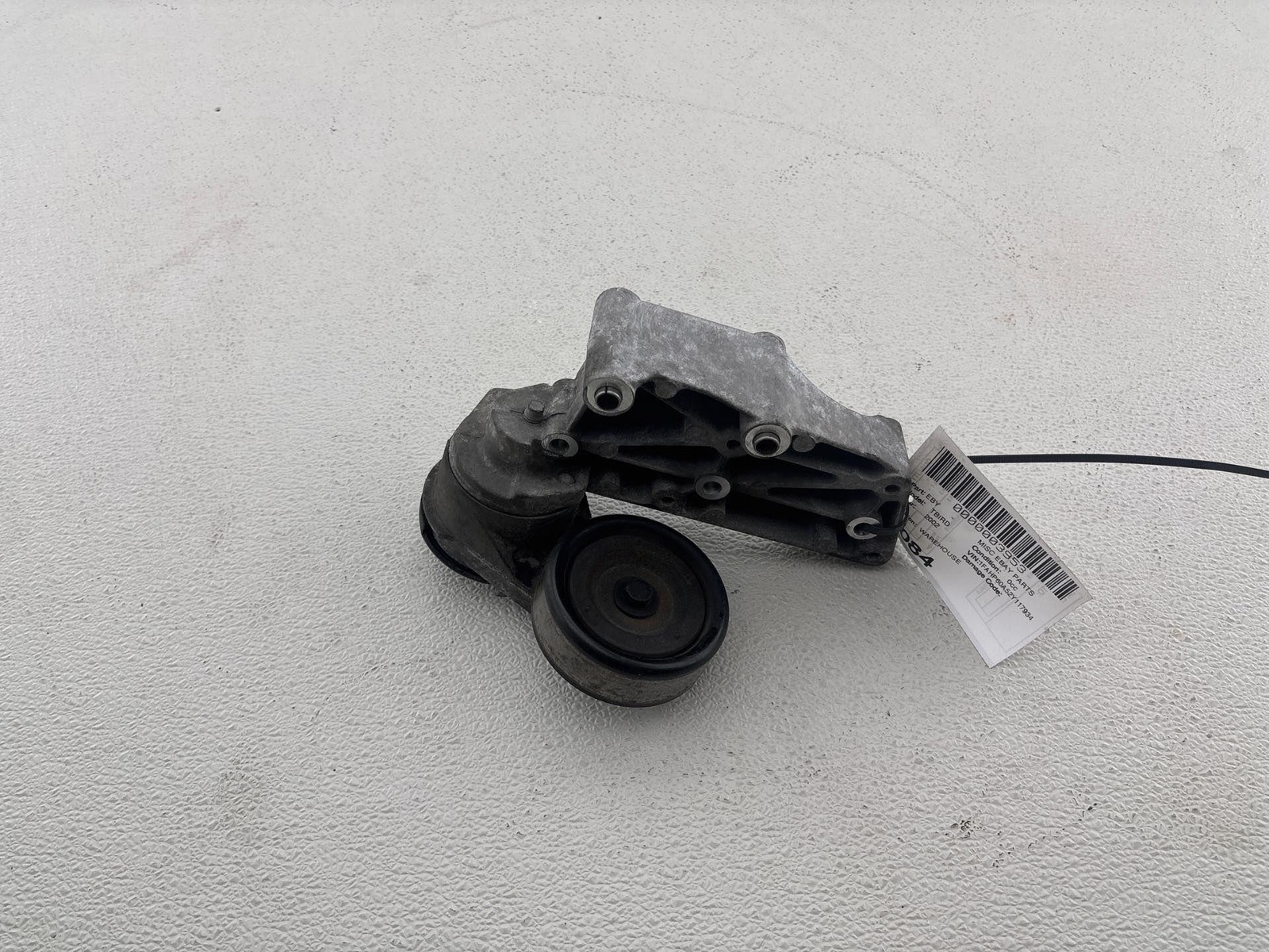 02-05 Ford Thunderbird Belt Tensioner With Bracket