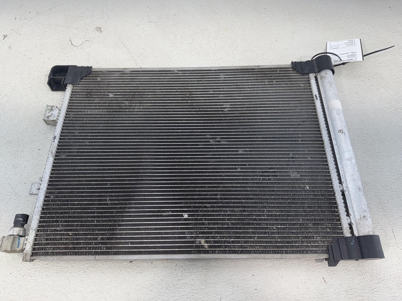 2013-2019 Nissan Sentra A/C Air Conditioning Condenser Oem 92100-3Sh0C