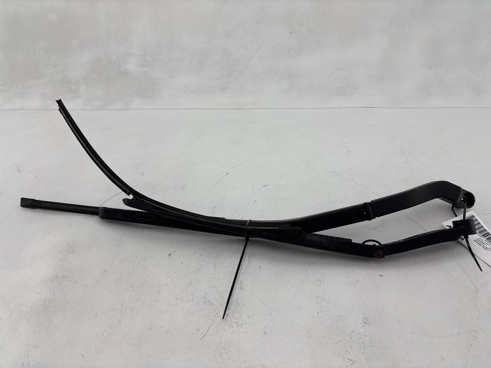 2010-2017 Chevrolet Equinox Windshield Wiper Arm OEM