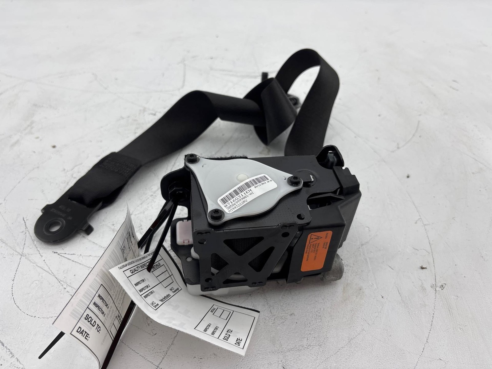 2007 - 2013 Bmw X5 E70 Front Right Passenger Seatbelt Seat Belt Retractor Oem