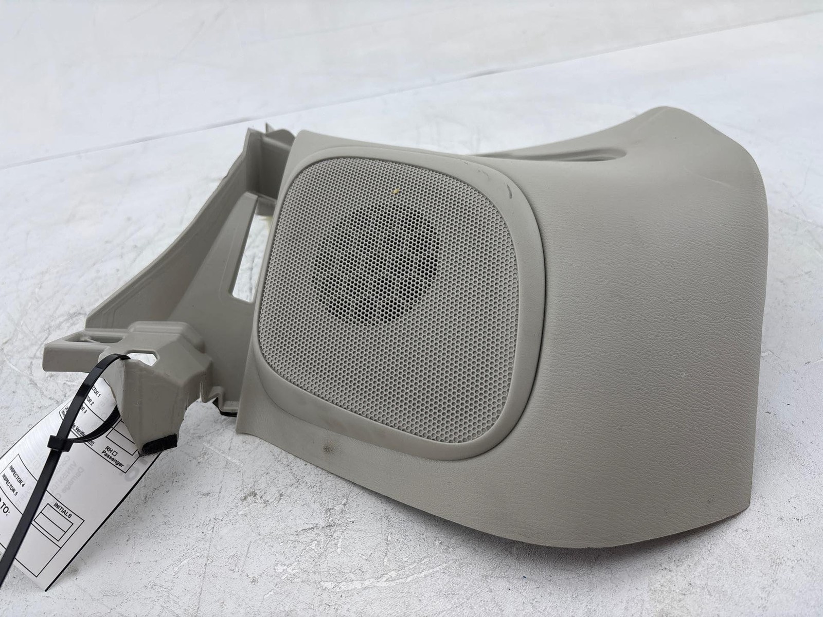 2014 - 2020 Infiniti Qx60 Rear Left Side D Pillar Upper Quarter Trim Cover Oem