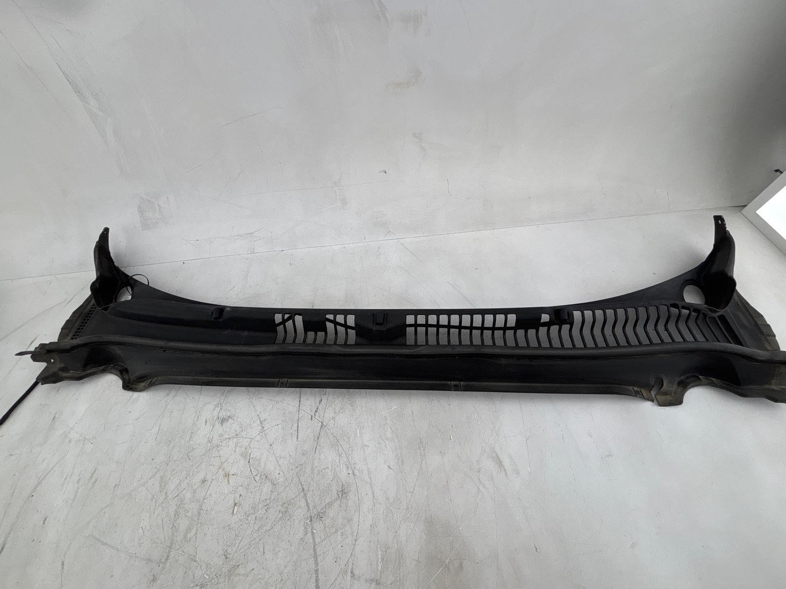 2013 - 2020 Ford Fusion Front Windshield Cowl Vent Grille Panel Oem Ds73F02216Ae