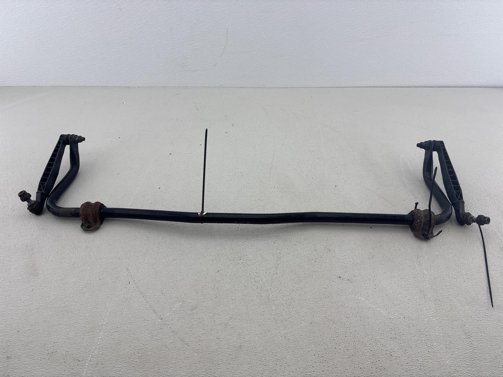 2013-2018 Cadillac Ats Sedan Awd Front Suspension Stabilizer Sway Bar Oem