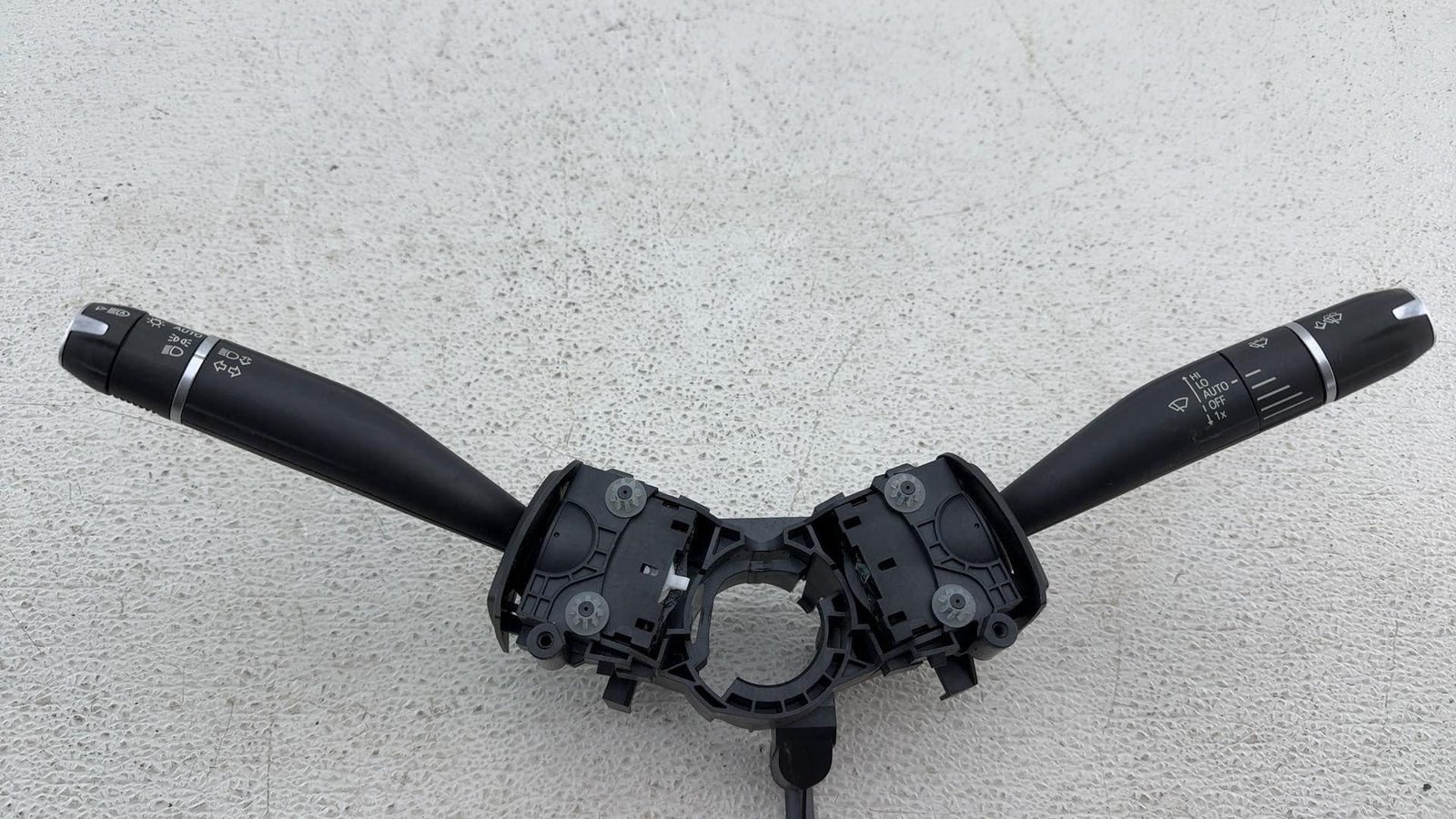 2021-2024 Cadillac Ct5 Steering Column Multifunction Switch Assembly Oem