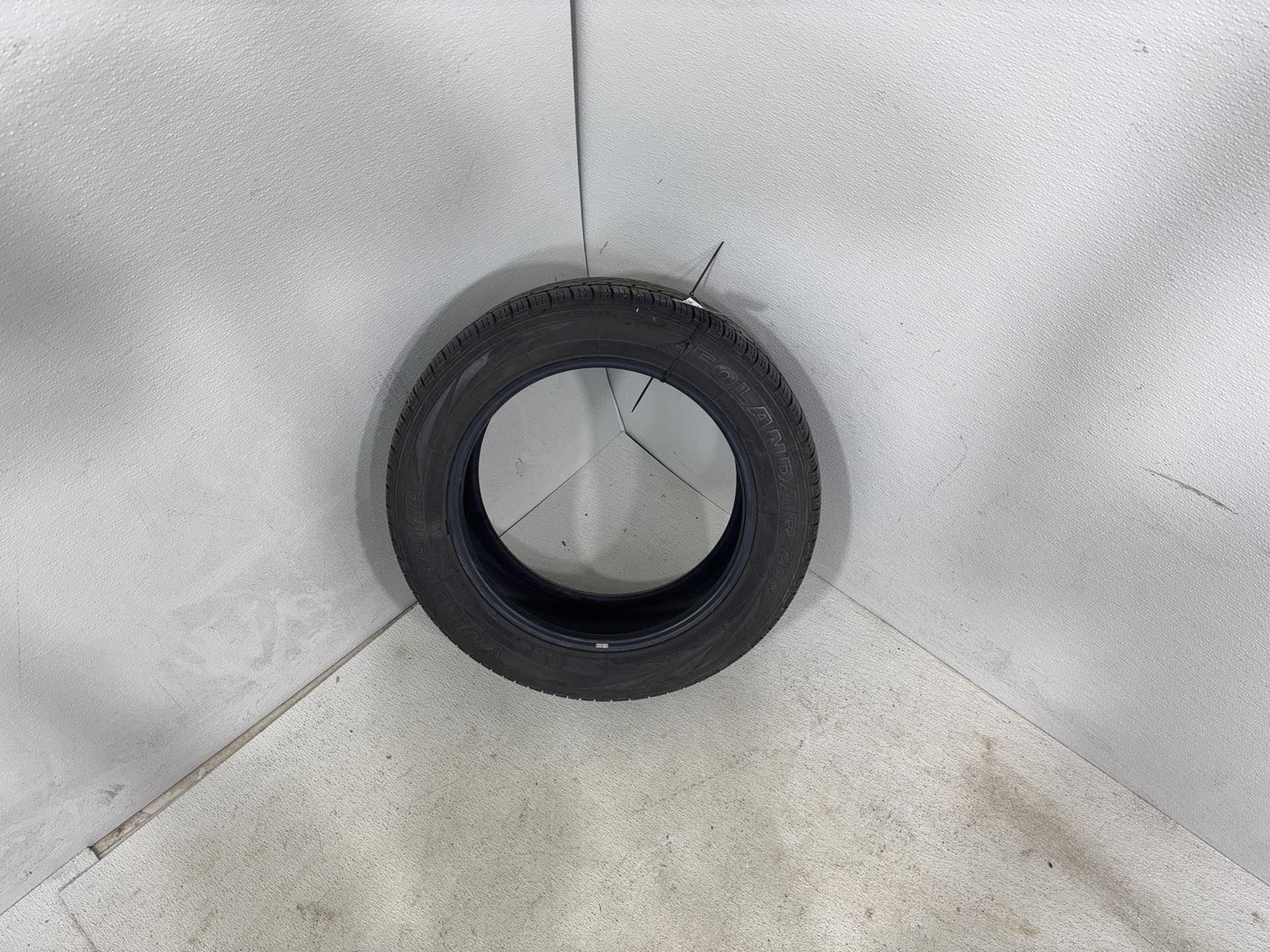 Yokohama Geolandar G95 Used Tire 225/55 R17 95H M+S 5/32