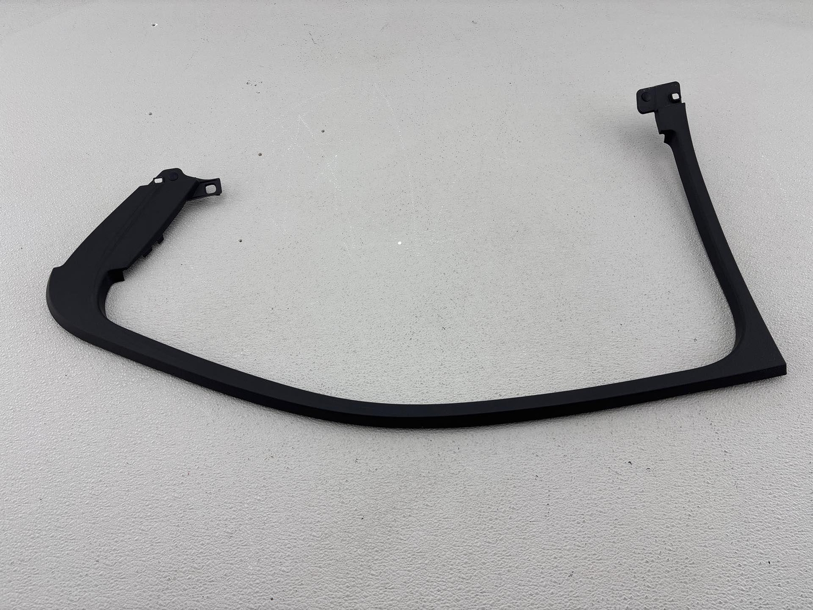2013-2018 Cadillac Ats Rear Right Door Window Frame Garnish Molding Oem