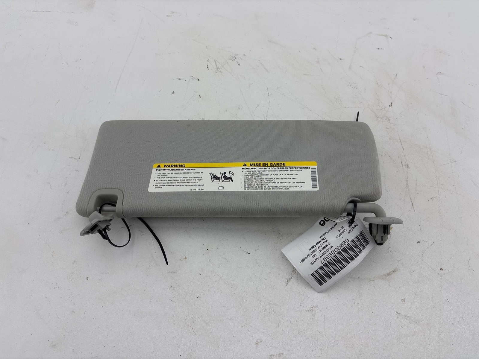Rh 2019-2023 Jeep Grand Cherokee Passenger Right Side Sunvisor Light Gray Oem