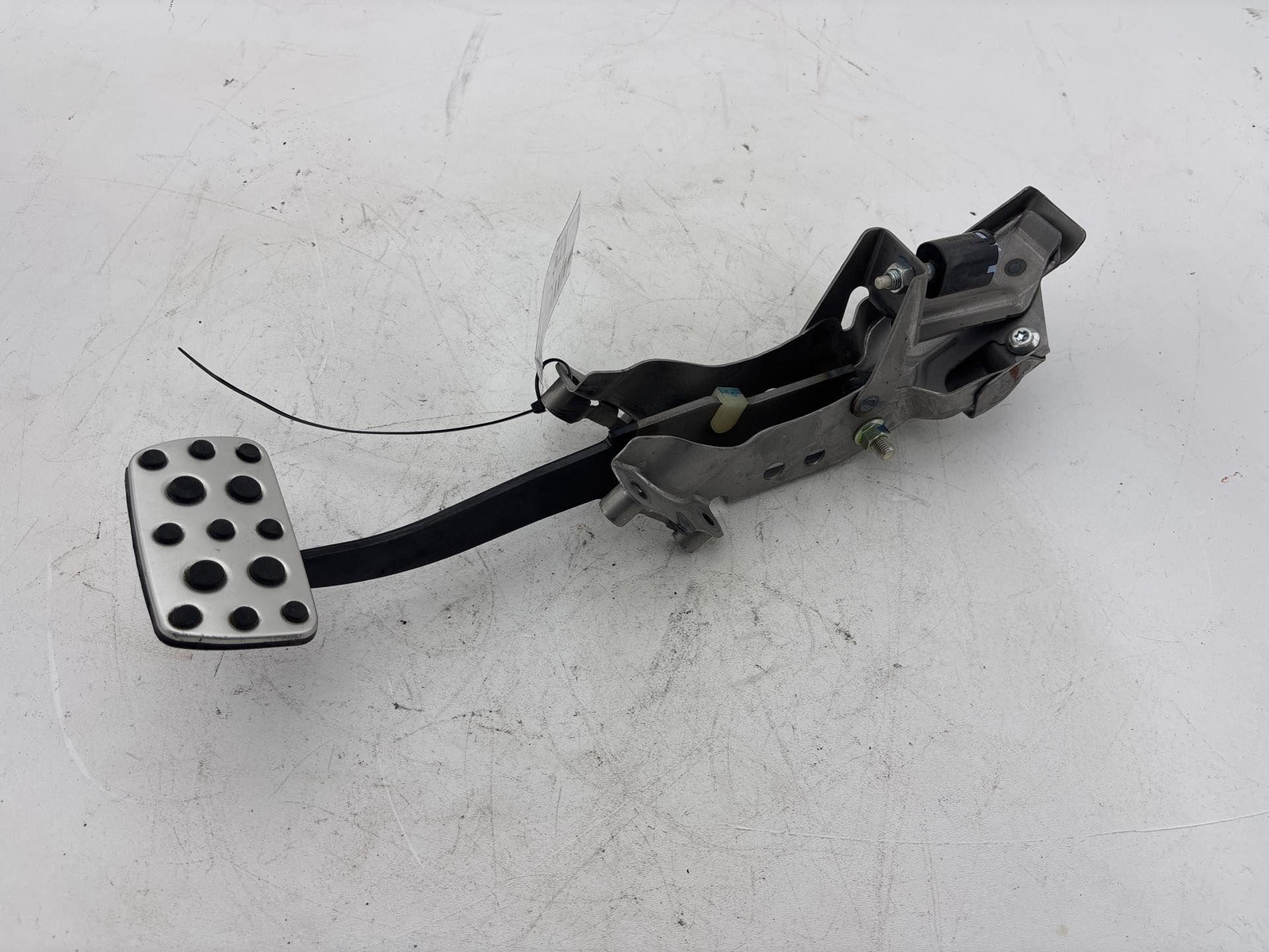 2017 - 2020 Subaru Impreza Brake Stop Pedal Oem