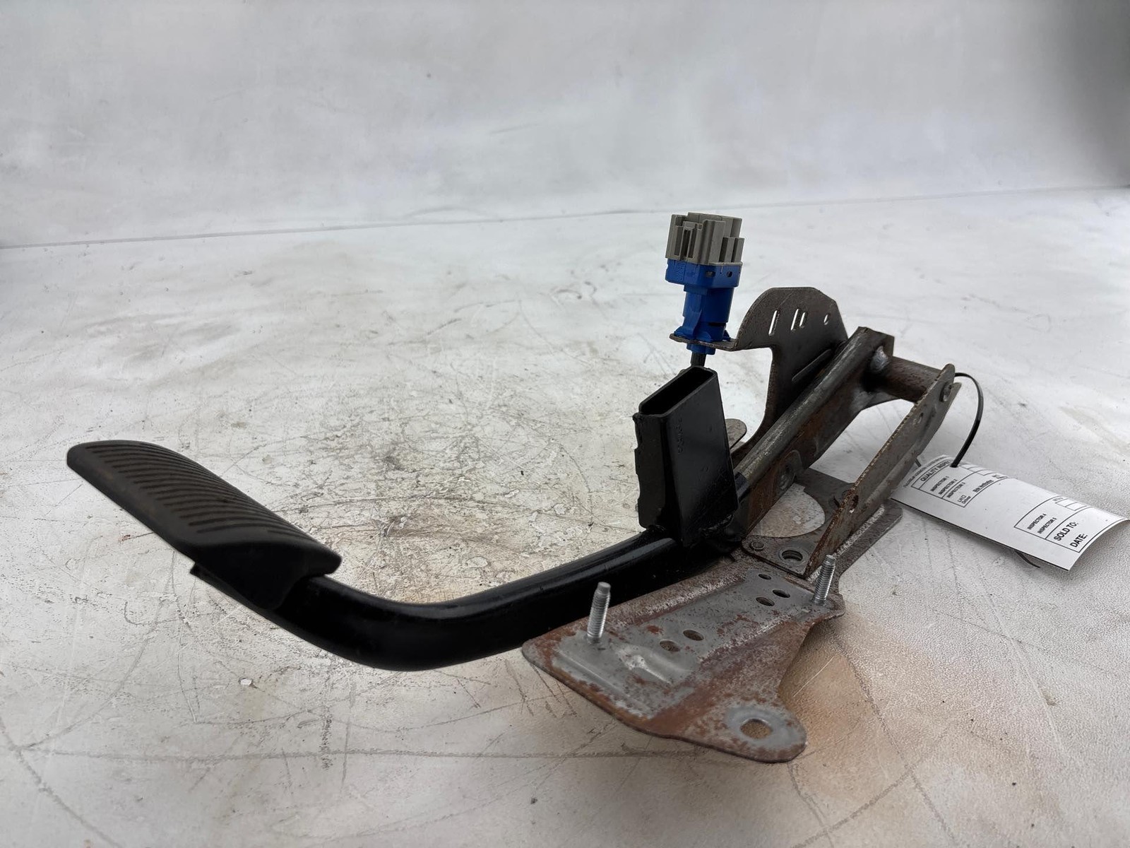 2013-2018 Ford Focus Brake Pedal Pad W/ Bracket Oem