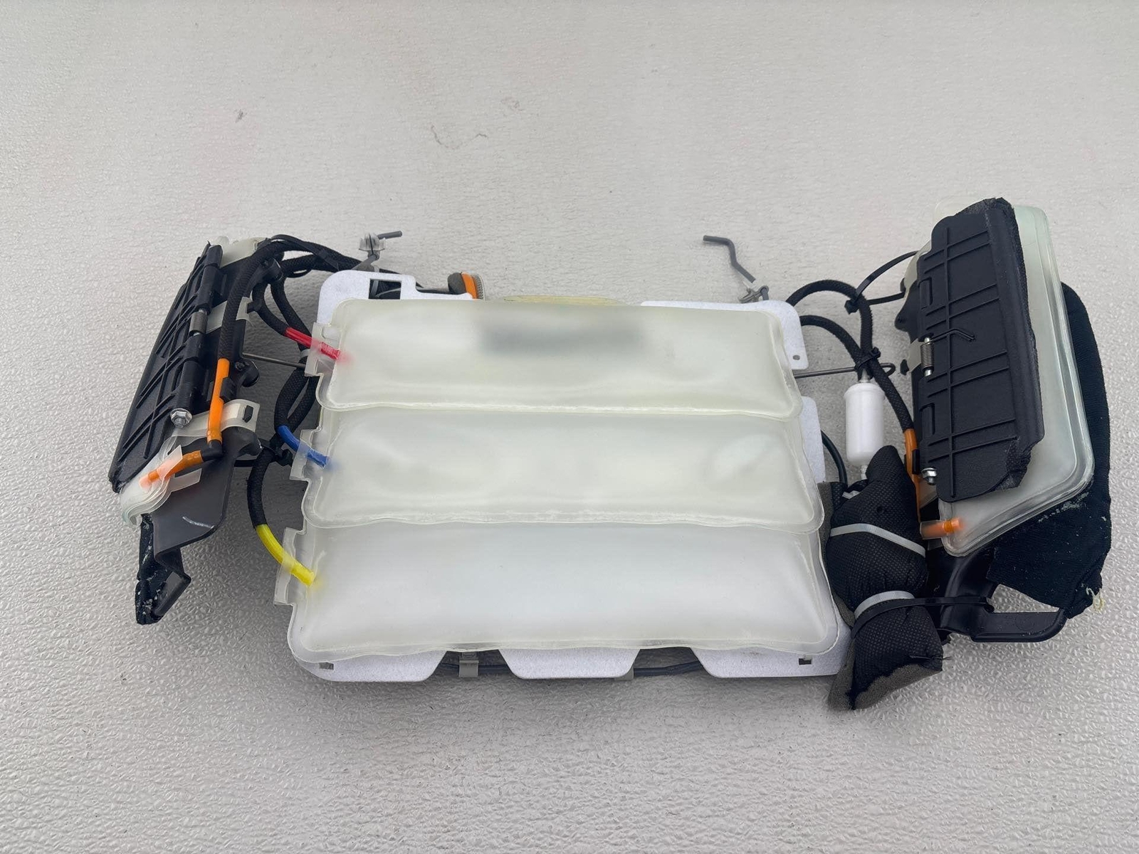 2017 - 2019 Genesis G90 Front Left Driver Side Seat Lumbar Support Pad Oem