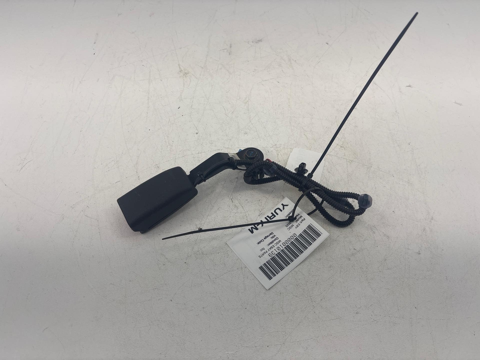 2016-2020 Honda Civic Coupe Front Right Side Seat Belt Seatbelt Buckle Oem