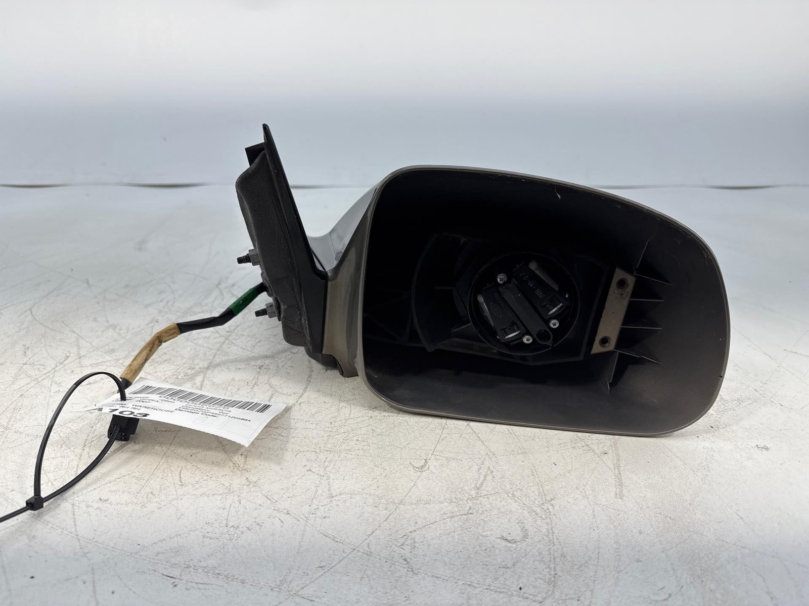 2004-2008 Grand Prix Passenger Side Mirror Housing