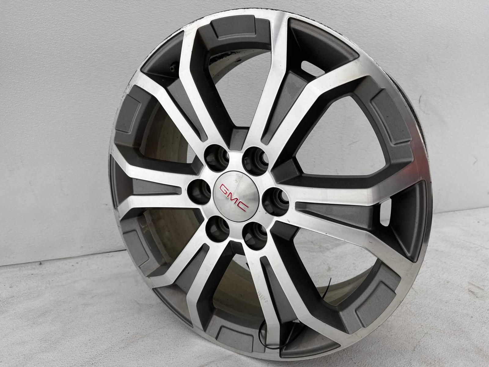 2013-2016 GMC Acadia Wheel Rim 19x7-1/2 6 Single Spoke