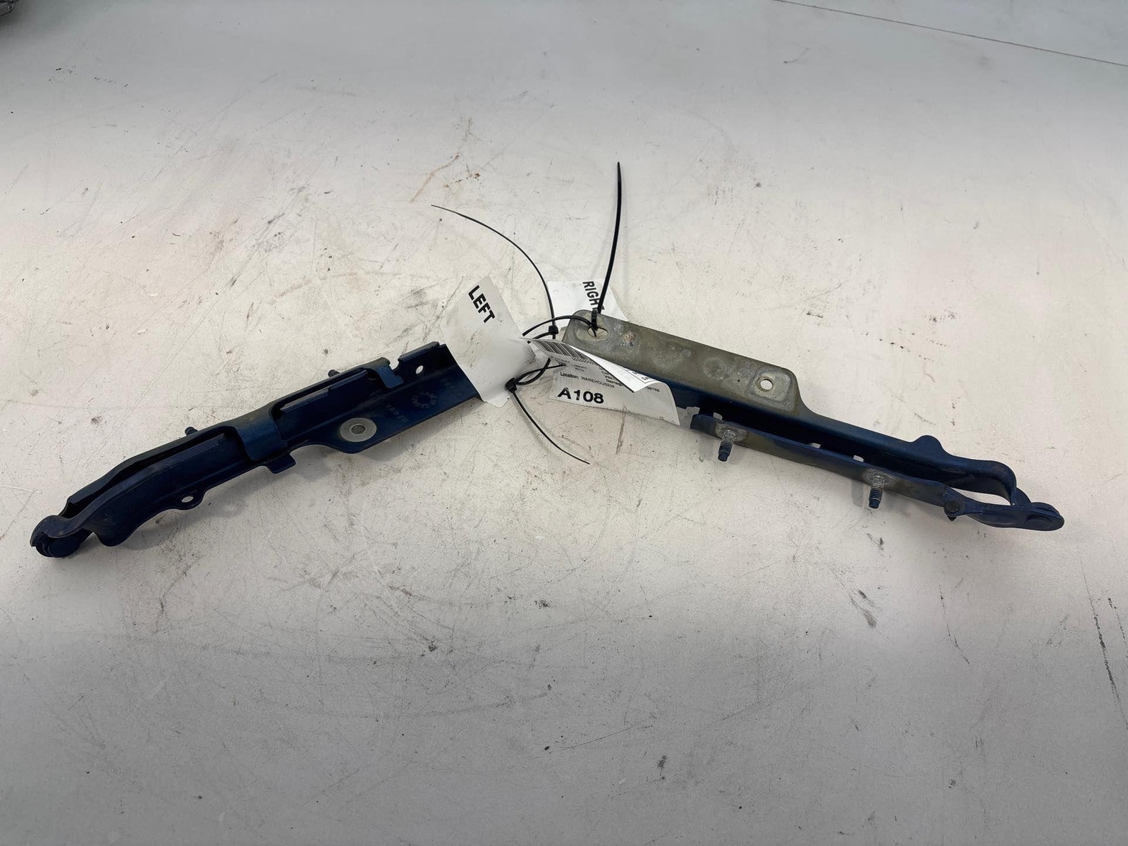 2009-2012 Jeep Liberty Left & Right Hood Hinge Pair Oem
