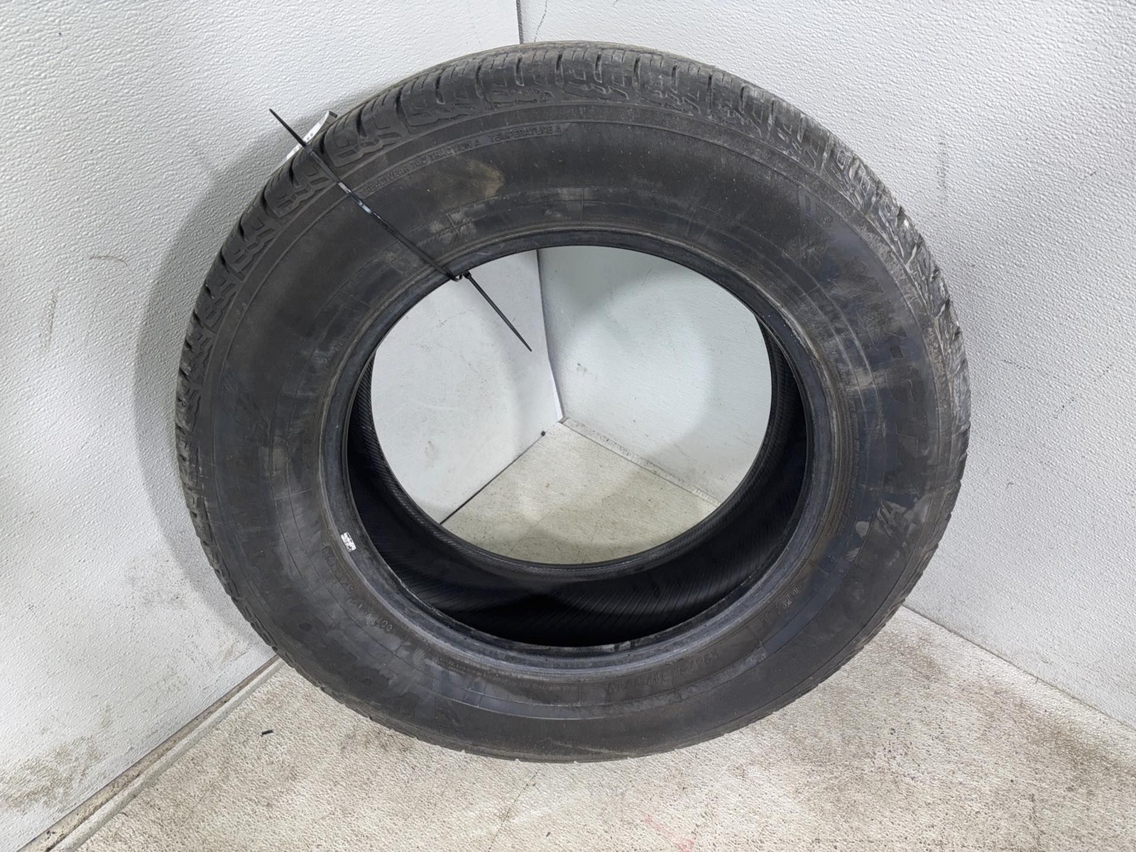 Yokohama YK-CTX Used Tire 235/65 R17 104H 6/32
